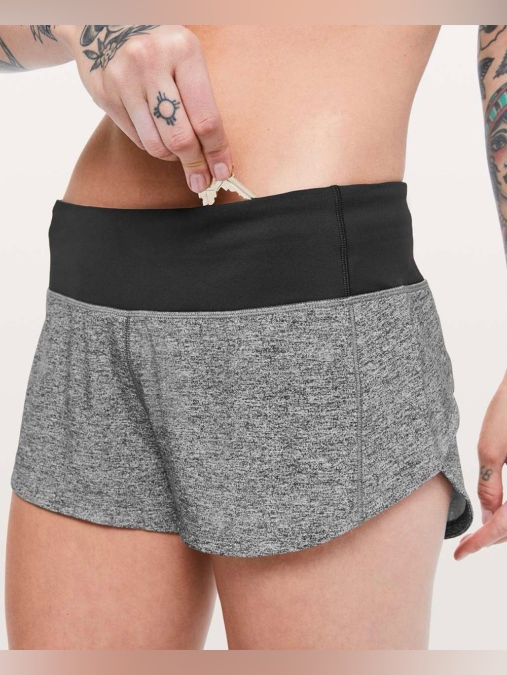 Lululemon Speed Up Short *2.5"
